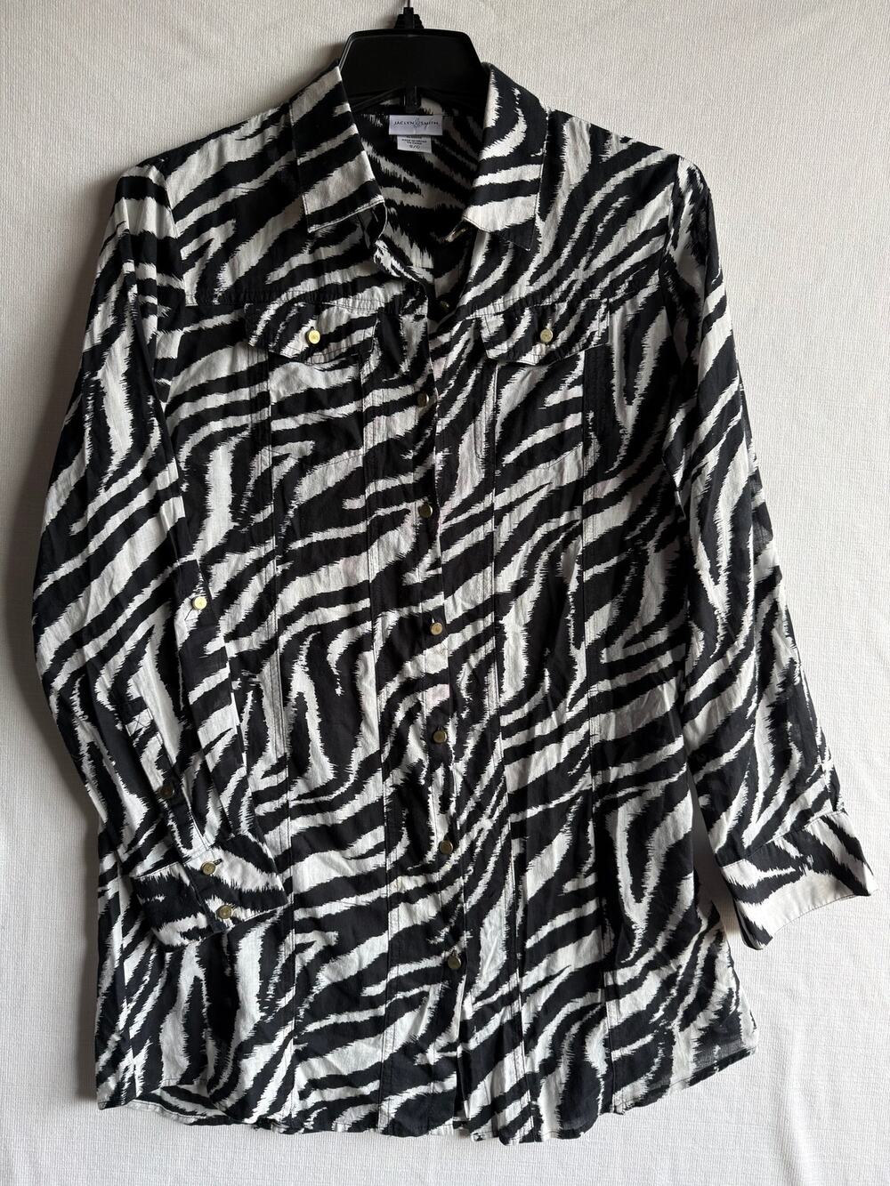 Jaclyn Smith Black and White Zebra Stripe